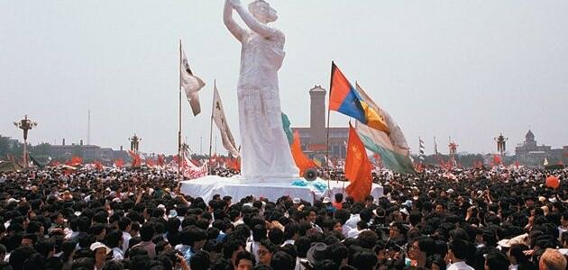 Statue of Liberty replica at Tiananmen Square 1989