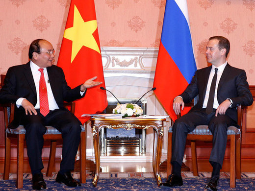Vietnamese and Russian Prime Ministers