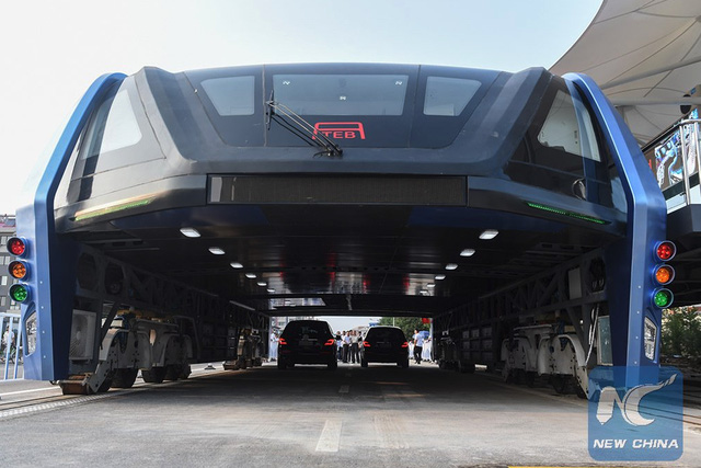 Transit Elevated Bus in China