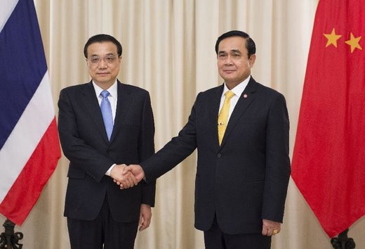 Chinese and Thai prime ministers