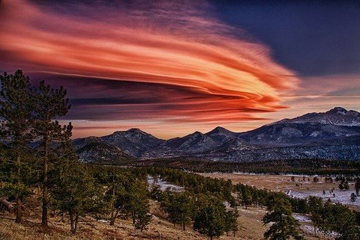 Lenticular Cloud