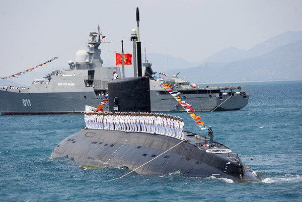 A Kilo-class submarine in Vietnamese Navy
