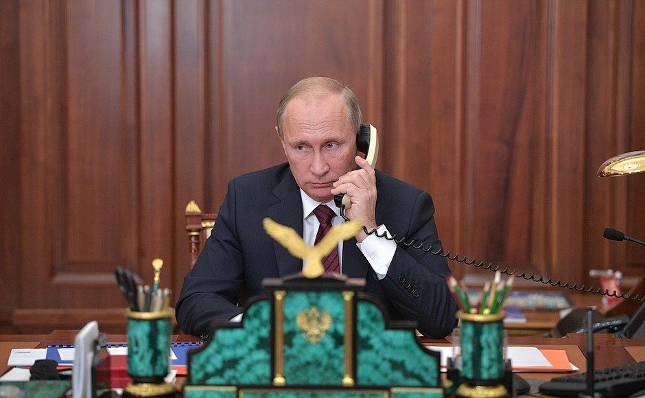 Putin on the phone with Zakharchenko and Plotnitsky