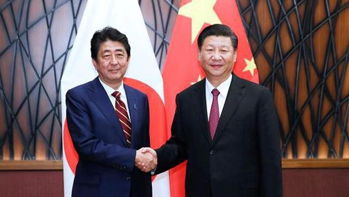 Shinzo Abe and Xi Jinping at Đà Nẵng, Vietnam 11/11/2017
