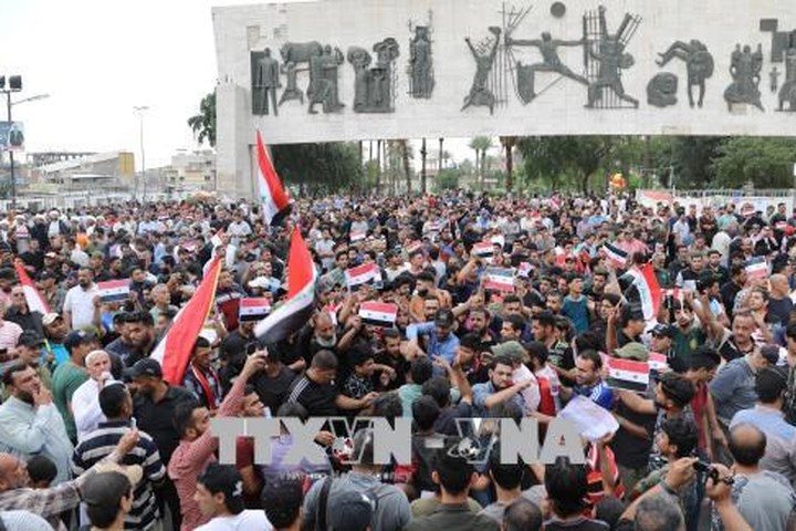 Iraq protest against Syria bombing