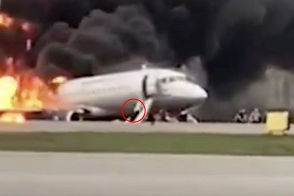 Plane on fire Moscow 5 May 2019