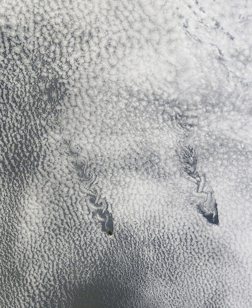 Nhấn để phóng to Karman Clouds