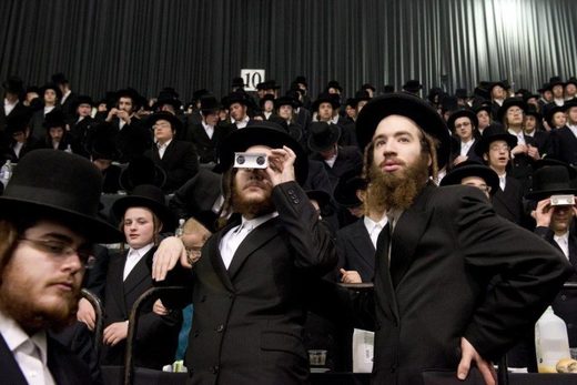 Nhấn để phóng to Men in Black